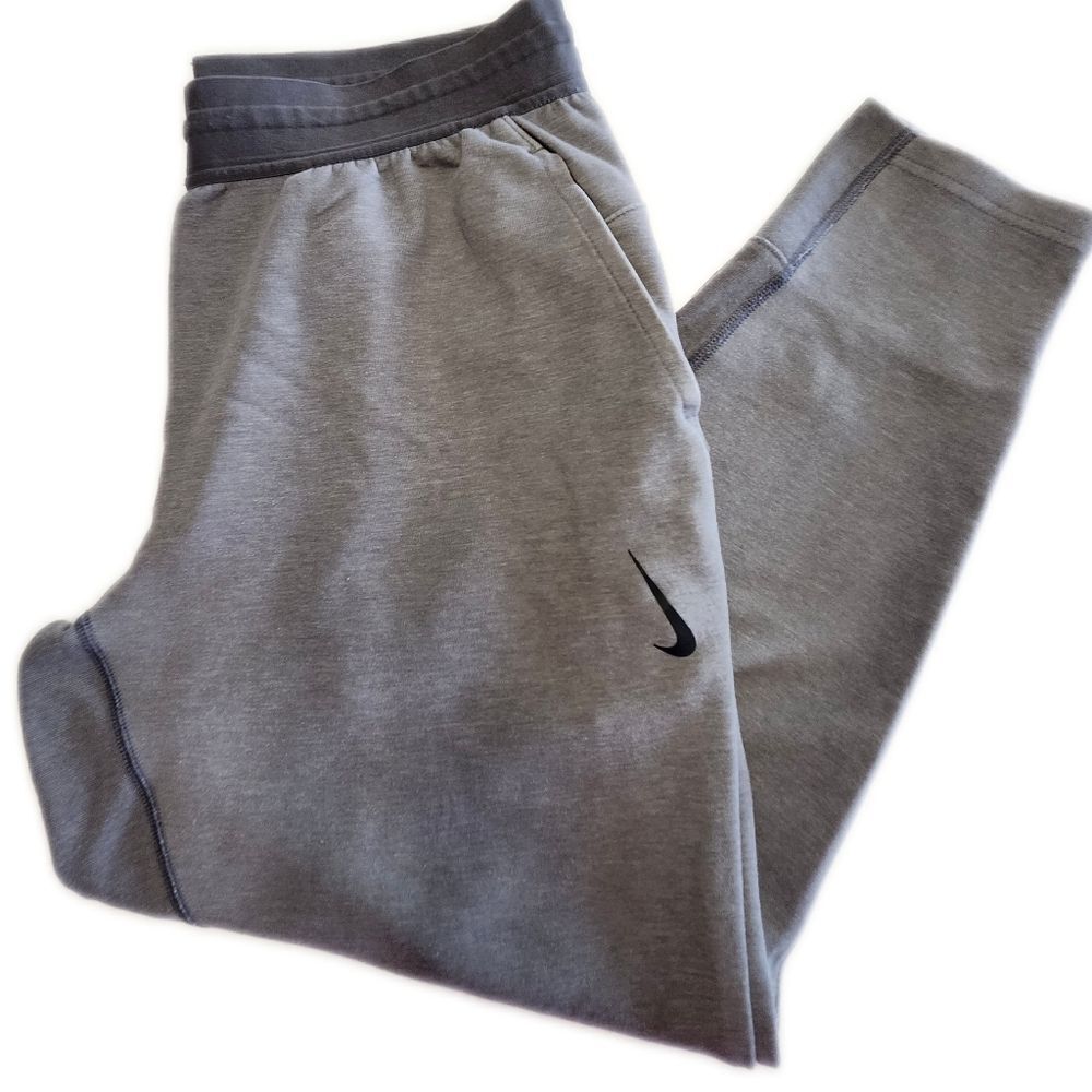Nike Women's Standard Fit Gray Tapered Joggers, Drawstring Waist, L